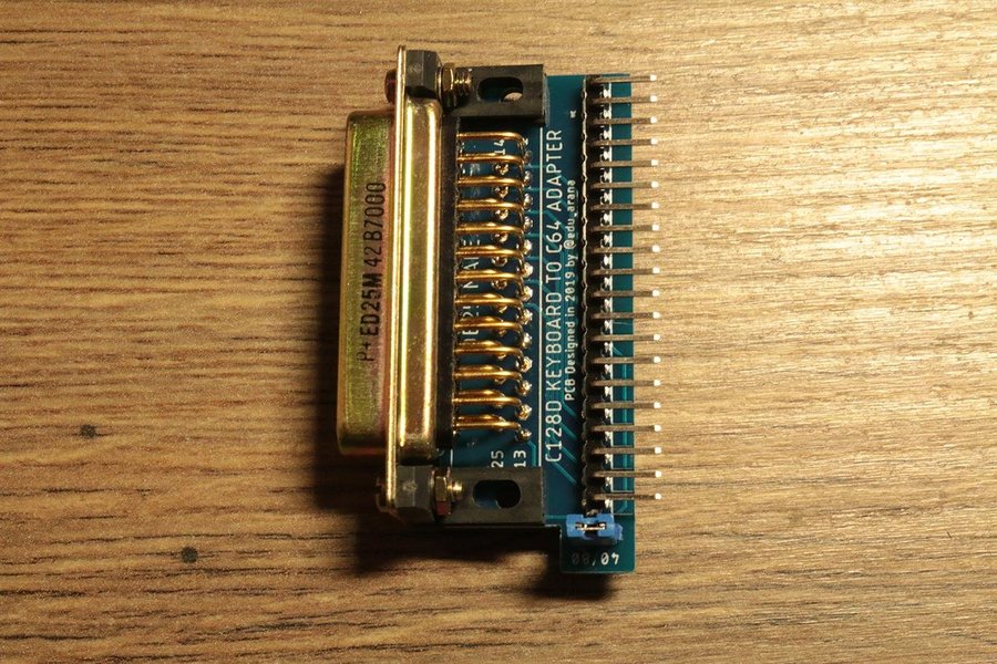 C128 Keyboard Adaptor - Använd C64 tangentbord på Commodore 128 | 64 C128D DCR