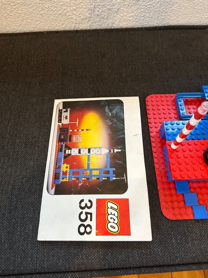 Lego Legoland Space 358 Rocket Base