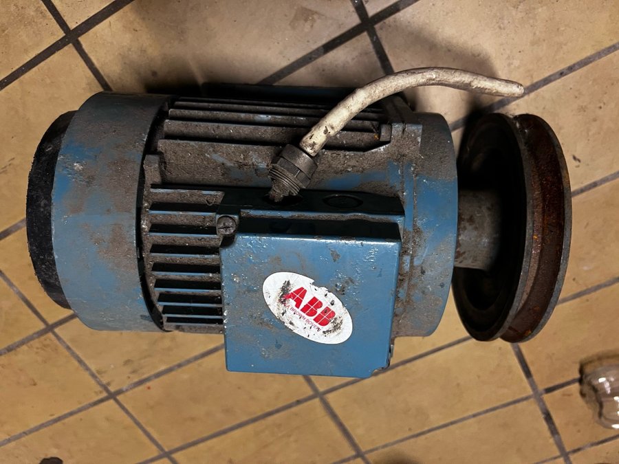 ABB Motor MT90L24-4 15/175kW