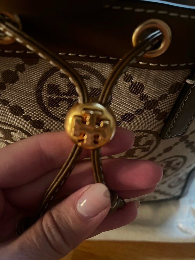 Tory Burch totebag/handväska med monogram