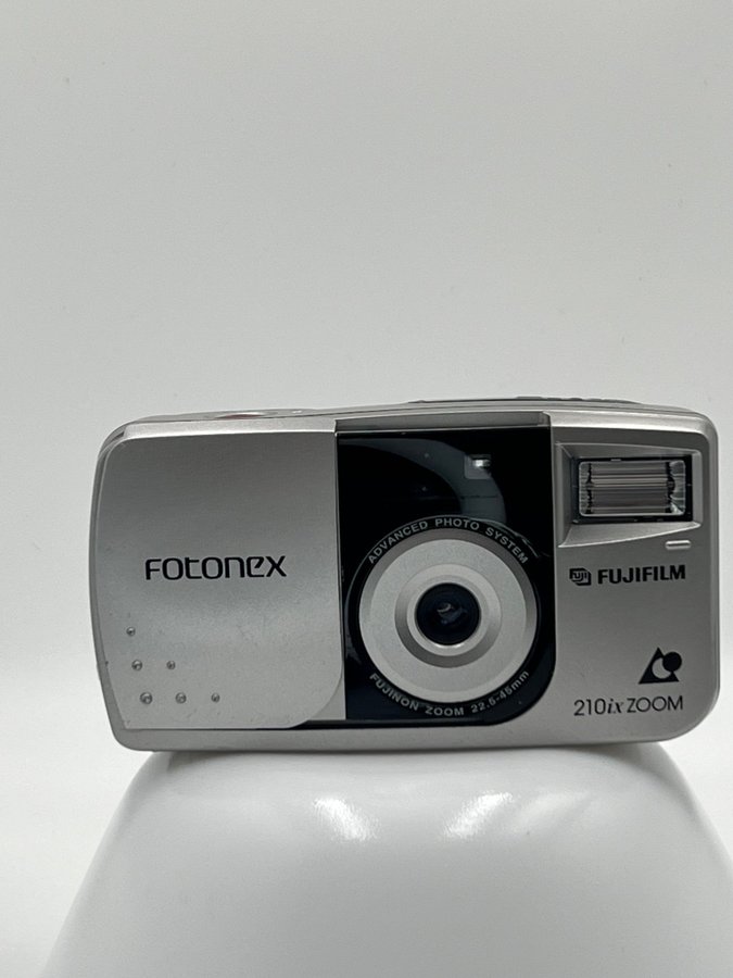 Fujifilm FotoneX 210ix Zoom. Kameran testat och funkar