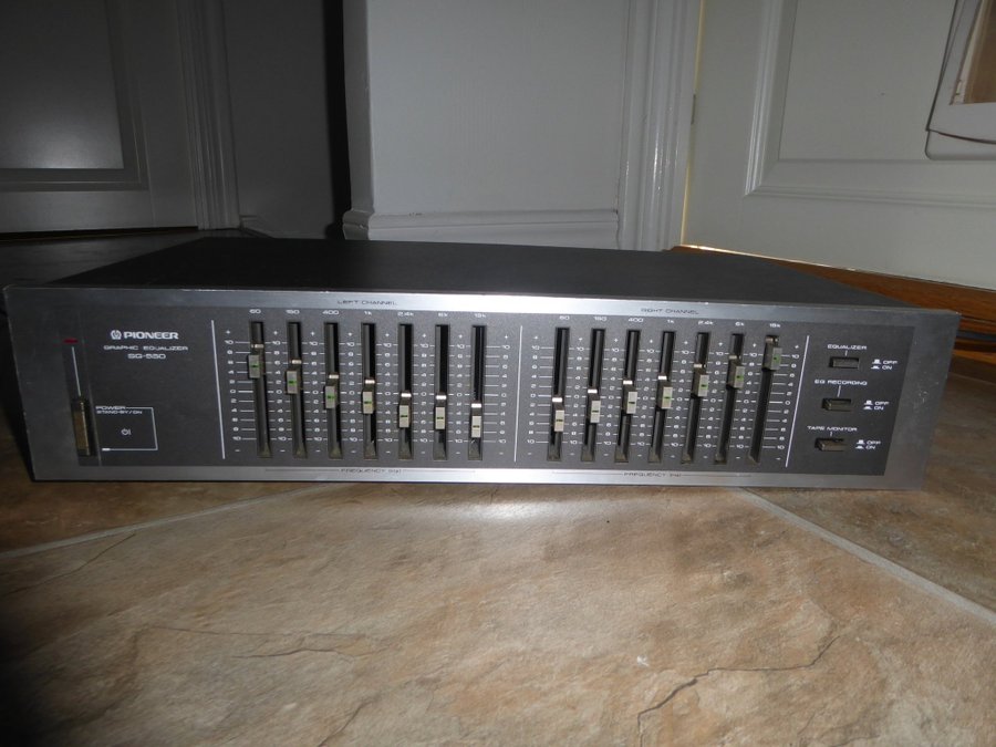 Pioneer SG-550 Graphic Equalizer -FUNGERAR