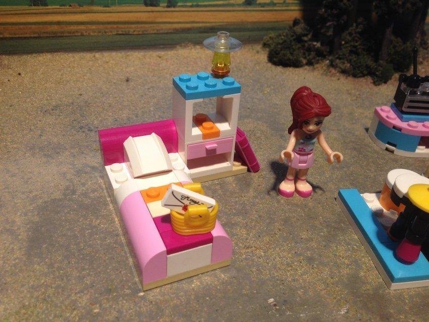 LEGO "Mia's Sovrum"