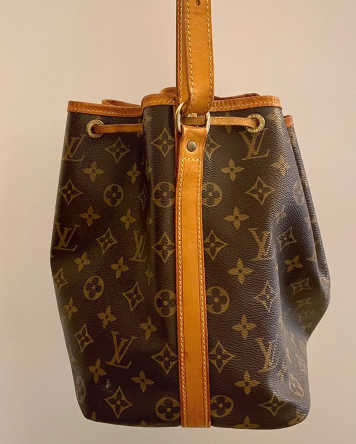 Vintage Louis Vuitton Noé Väska - Ikonisk och Klassisk Design