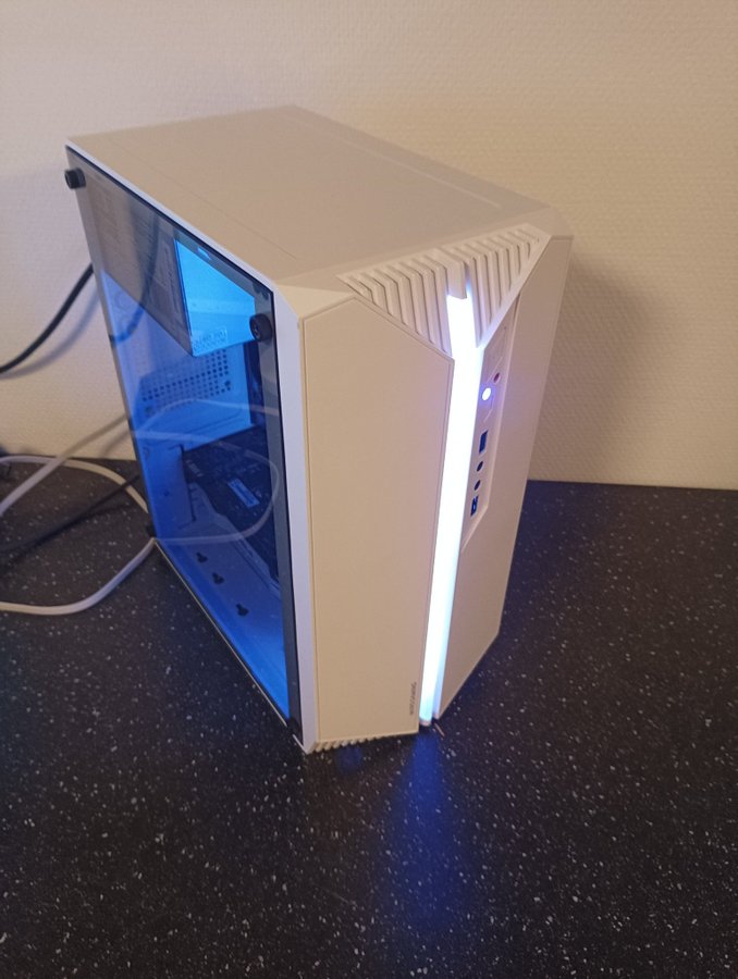 Lättare speldator med Intel Core i5-7400 och ASUS GTX 950