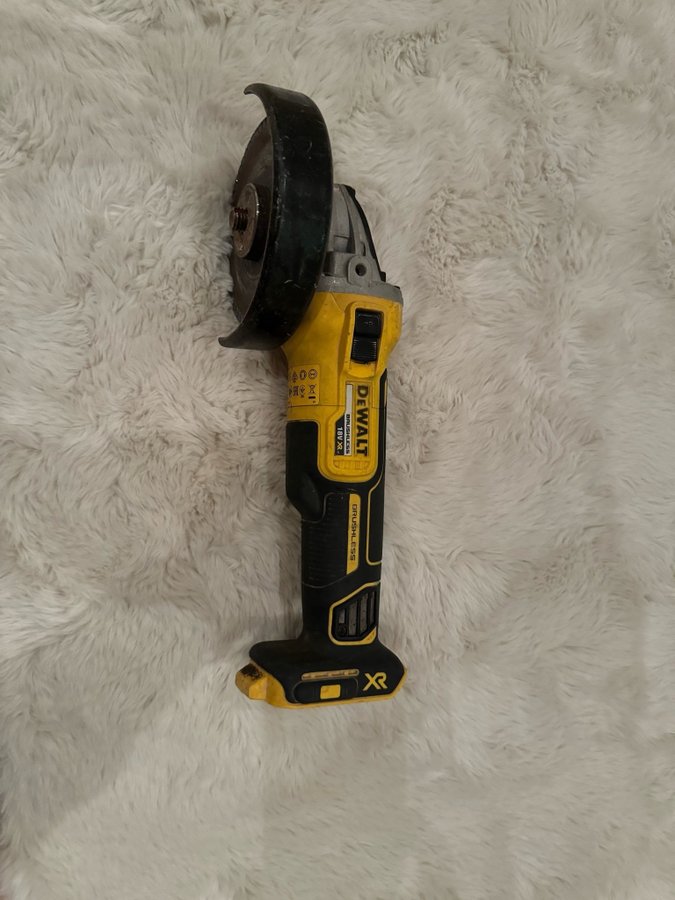 Dewalt vinkelsli DCG405