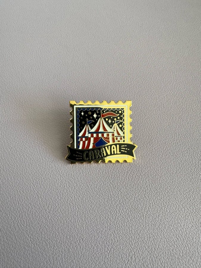 Enamel Pin Caraval Owlcrate