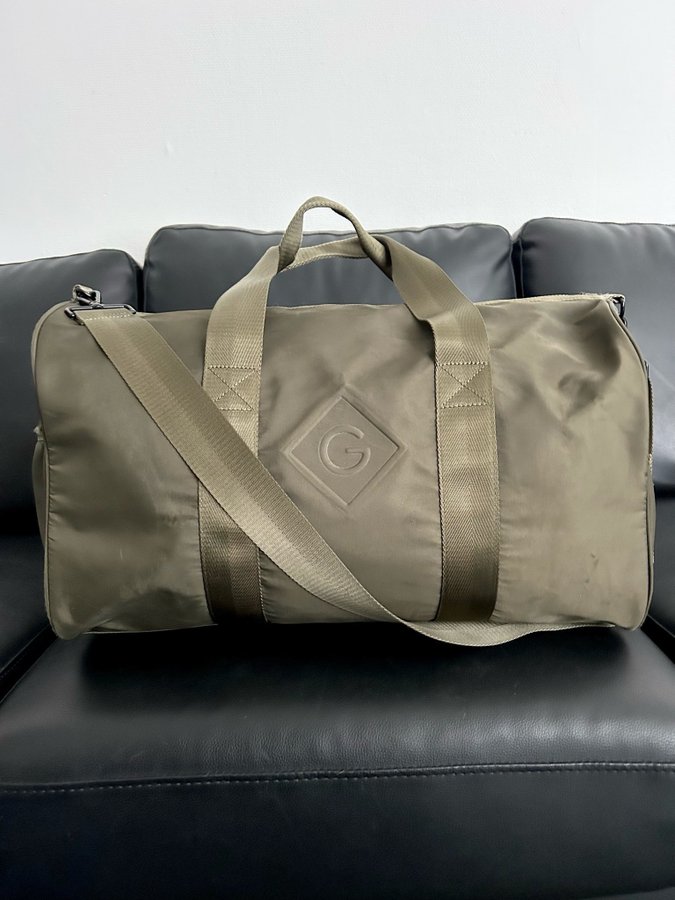 GANT weekend bag / duffel bag / resväska / träningsväska