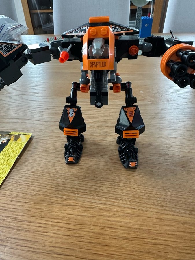 Lego Exo-Force 8101 - XFNPTLUK