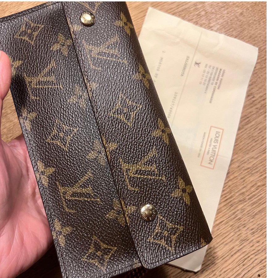 Louis Vuitton Wallet Plånbok