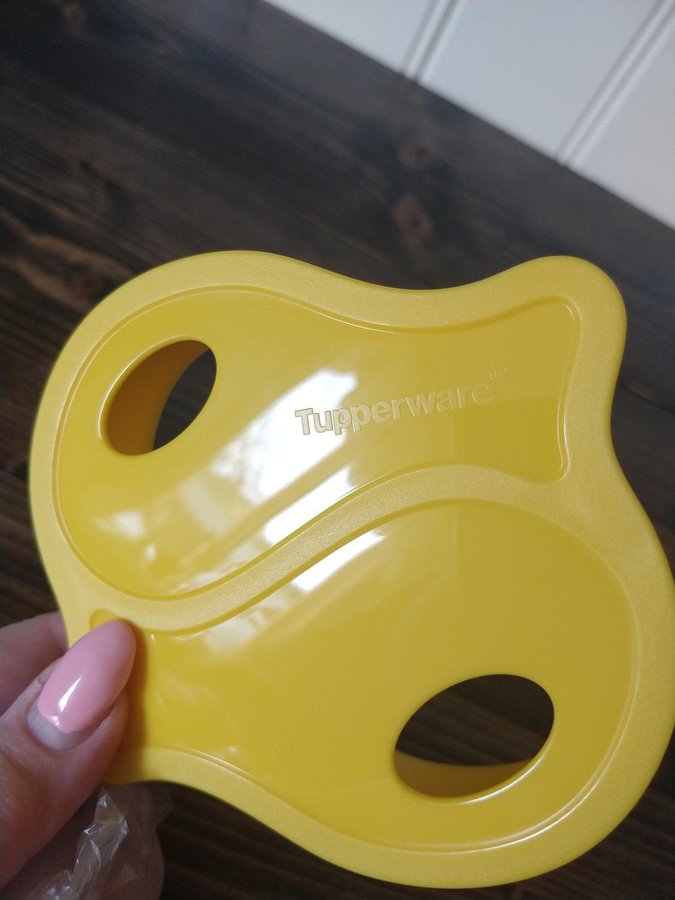 Ny Tupperware sandwich stans utskärare utstickare