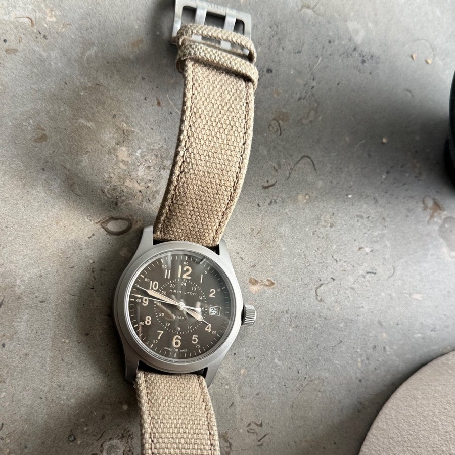 Hamilton Khaki Field 38mm