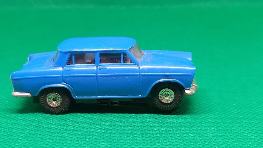 Faller AMS #4855 Fiat 1800 B