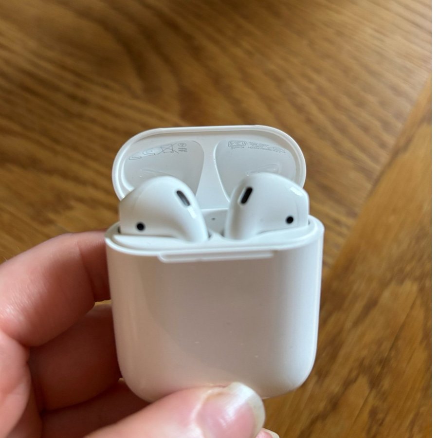 Apple AirPods (2:a generationen)