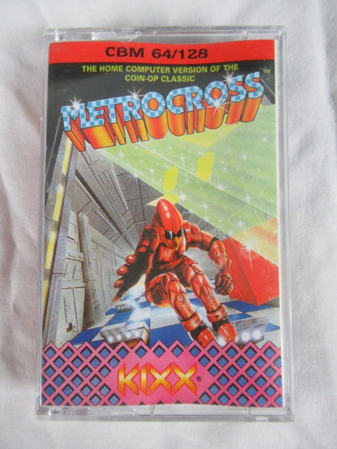 C64 Spil - One Man and His Droid, War Machine, Metrocross og Hawkstorm