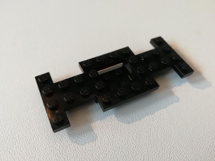 Lego - underdel till fordon - 4x10 - part 4212b - svart