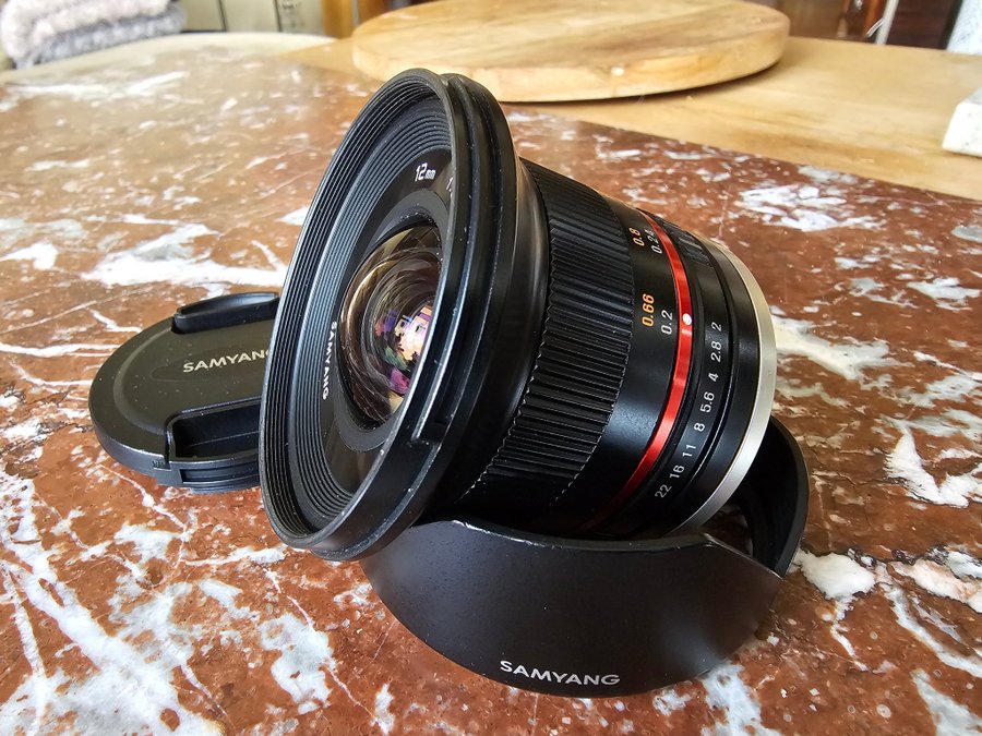 Vidvinkelobjektiv Samyang 12mm f/2.0 NCS CS Sony E-mount (oanvänt)