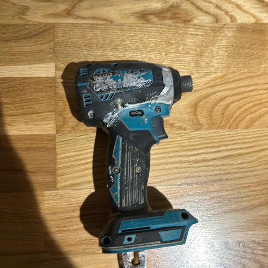 Makita DTD153 Impact Driver