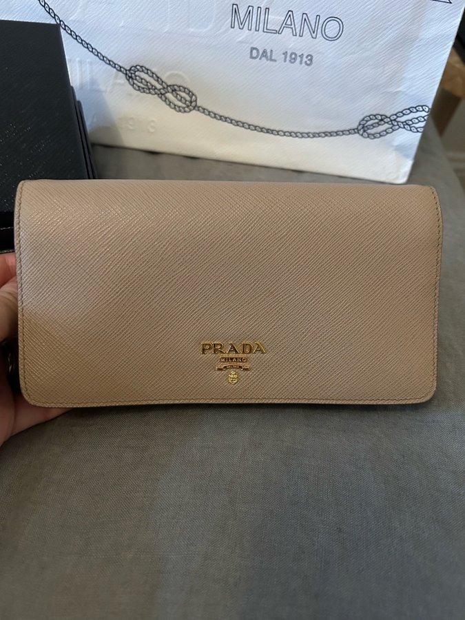 Prada saffiano clutch