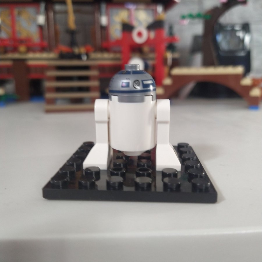 Lego R2-D2 Figur