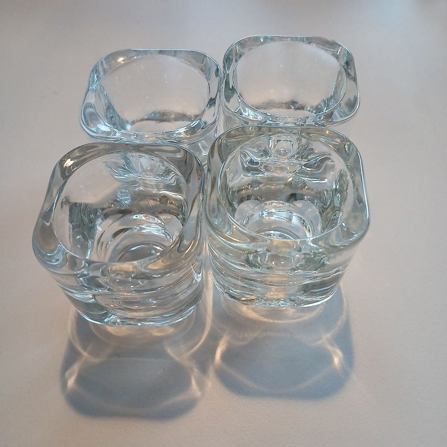 Glas äggkoppar, ljuslyktor