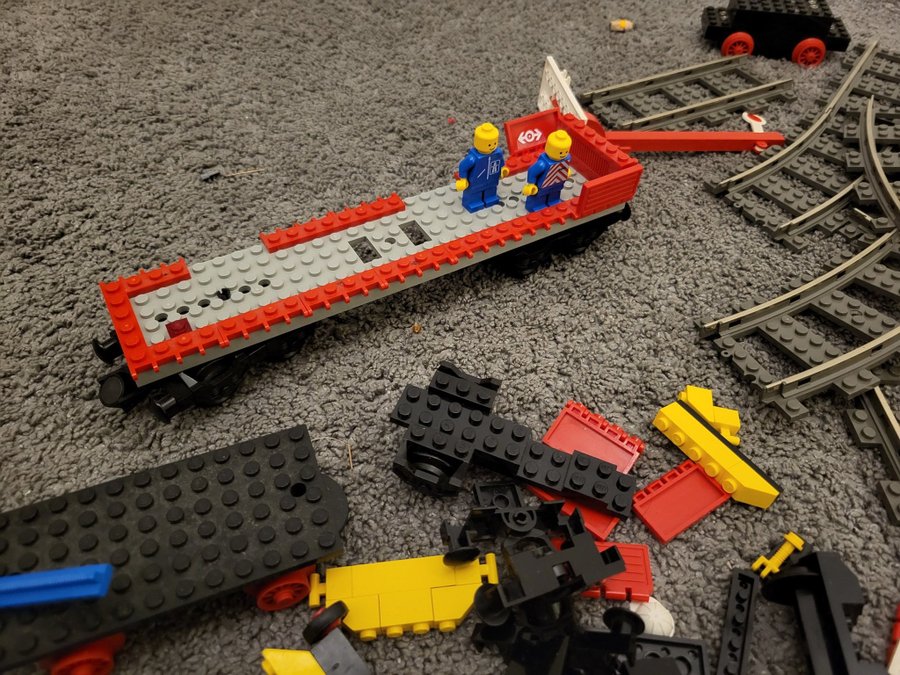 Lego Tågset med Lok, Vagn och Spår 1,7kilo