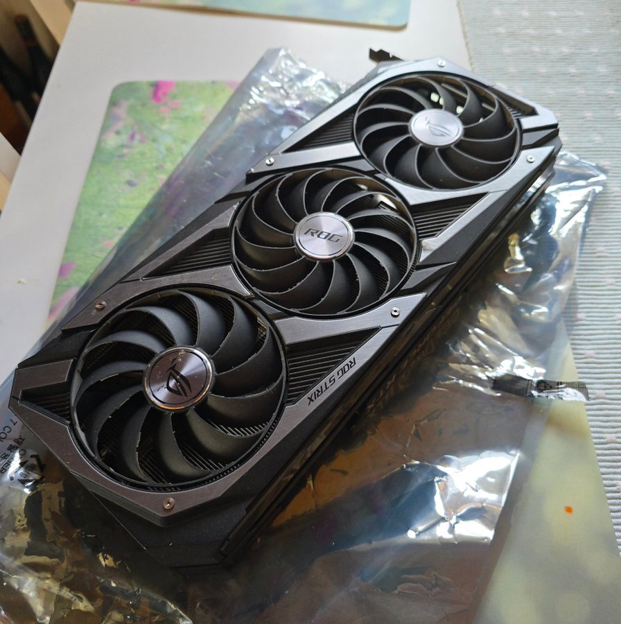 ASUS ROG STRIX 3080 Grafikkort