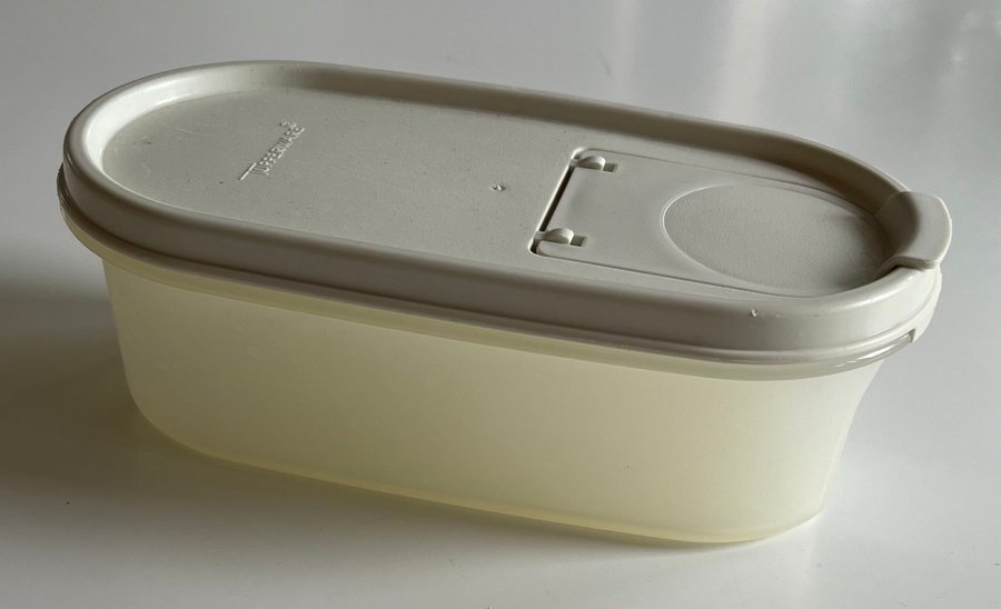 Tupperware modulett med vitt lock 05