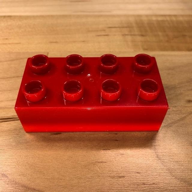 LEGO Duplo delar/tillbehör "röd kloss 2x4" - begagnat från Peklek!