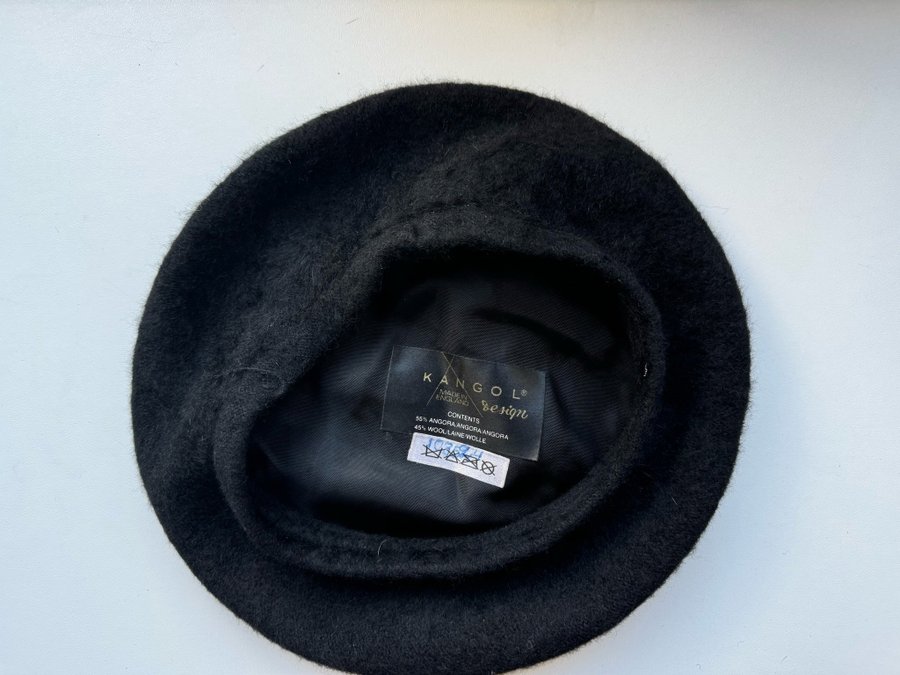 Kangol angora black berret - size xs s