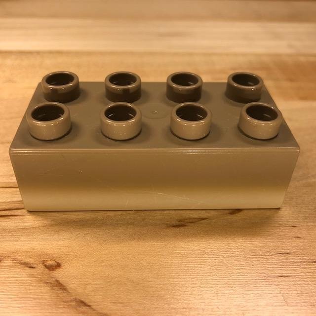 LEGO Duplo delar/tillbehör "khaki kloss 2x4 " - begagnat från Peklek!