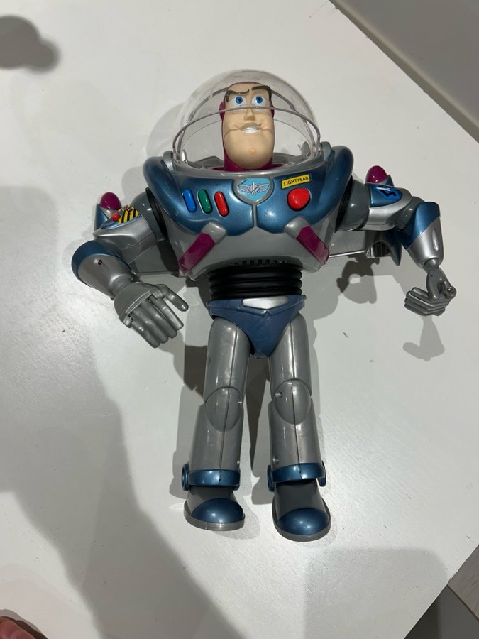 Buzz Lightyear Actionfigur med vingar