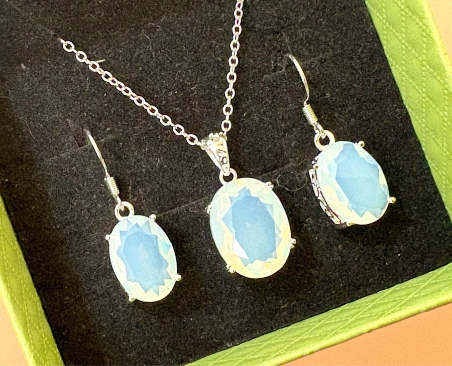 White opalite silver 925 necklace and earrings set- jewelry - stone queen