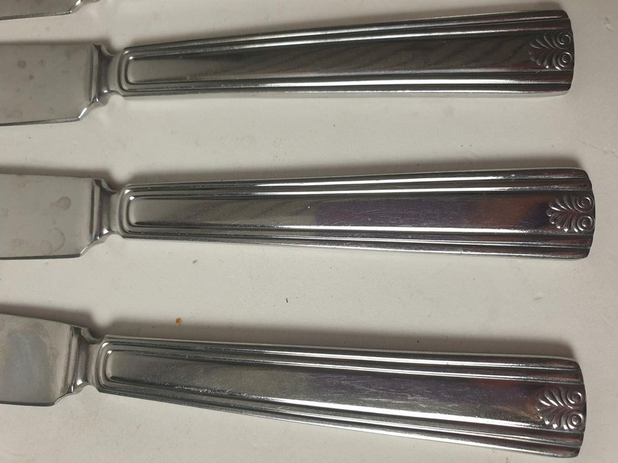 6 st knivar i rostfritt stål Nilsjohan Riddaremodellen RETRO VINTAGE