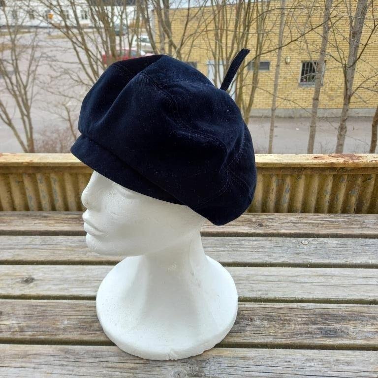 Vintage Hatt Nytt Göteborg Made in Germany svart basker