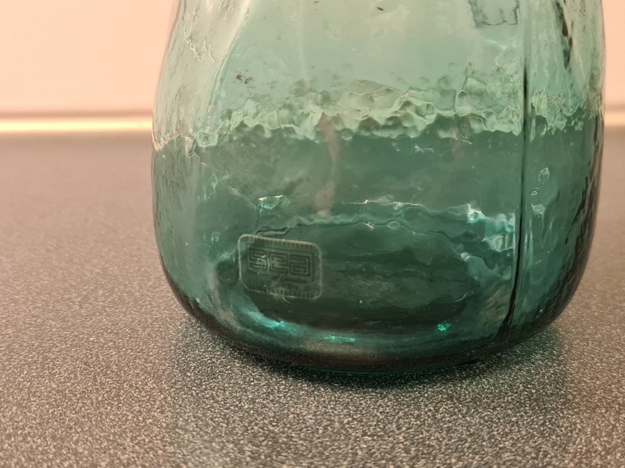 Sea glasbruk hyacintvas i petrolblått glas