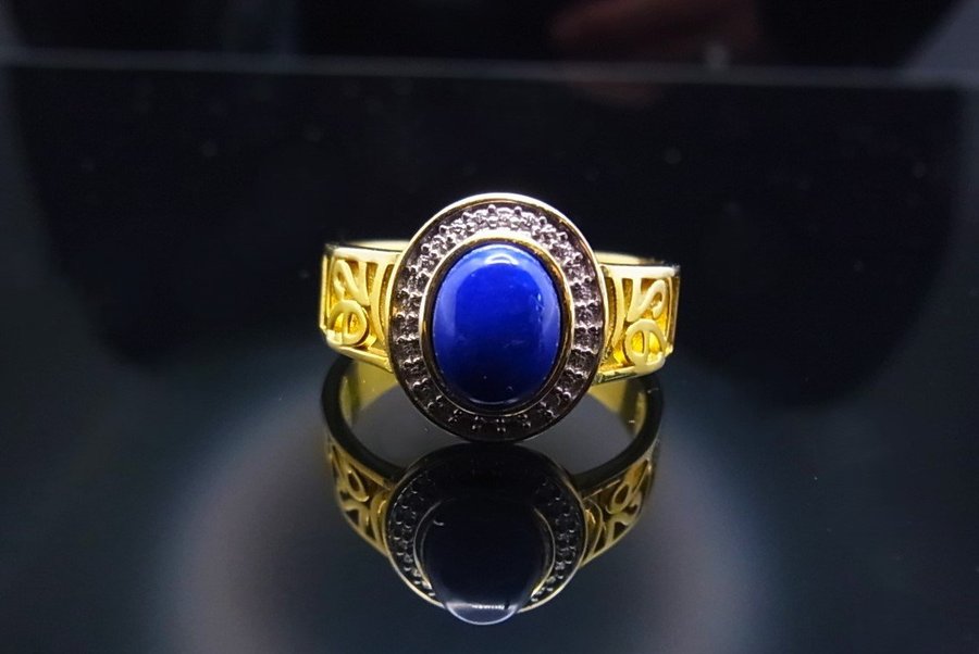 GULDSMEDARBETE LAPIS LAZULI RING