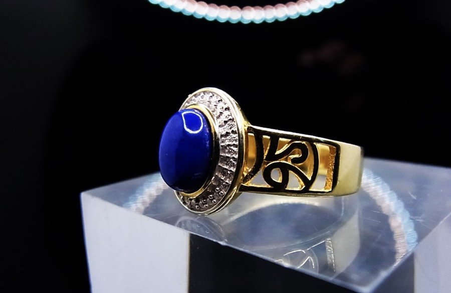 GULDSMEDARBETE LAPIS LAZULI RING