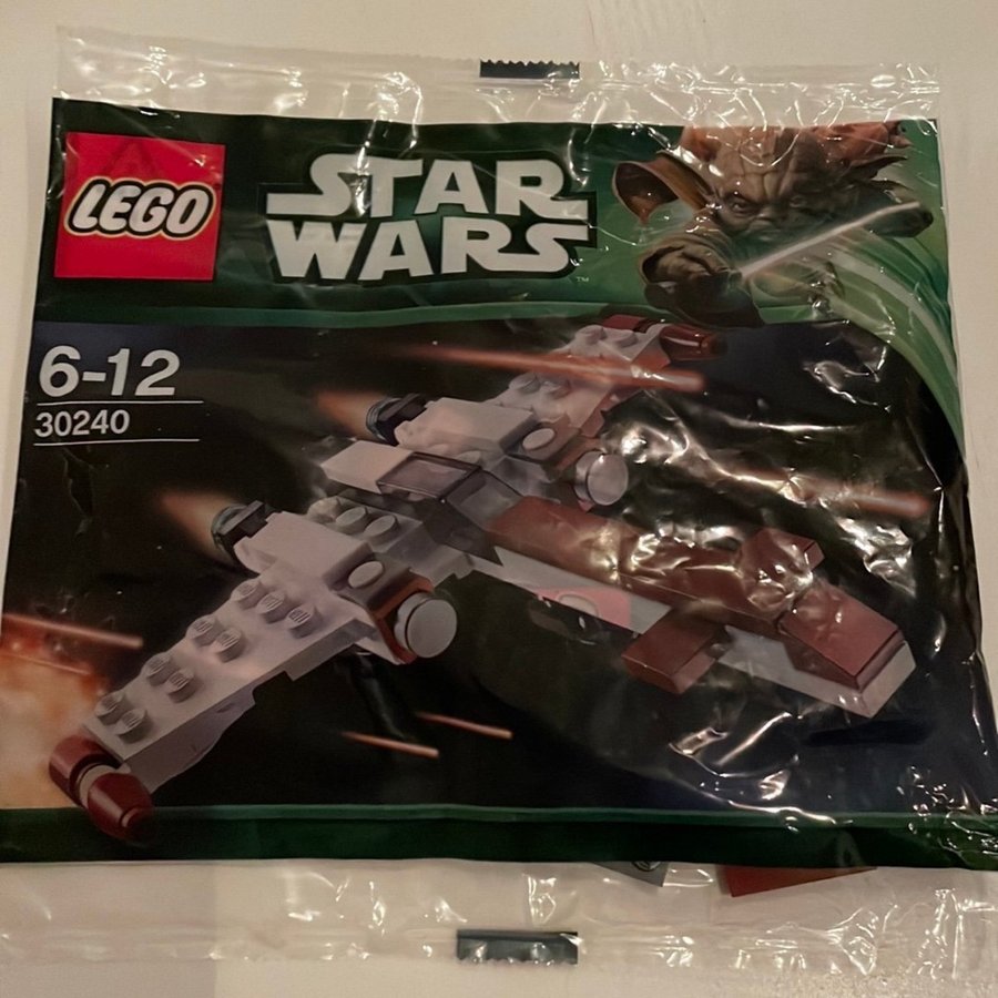 Lego Star Wars 30240 V-4X-D Skystrike Bomber