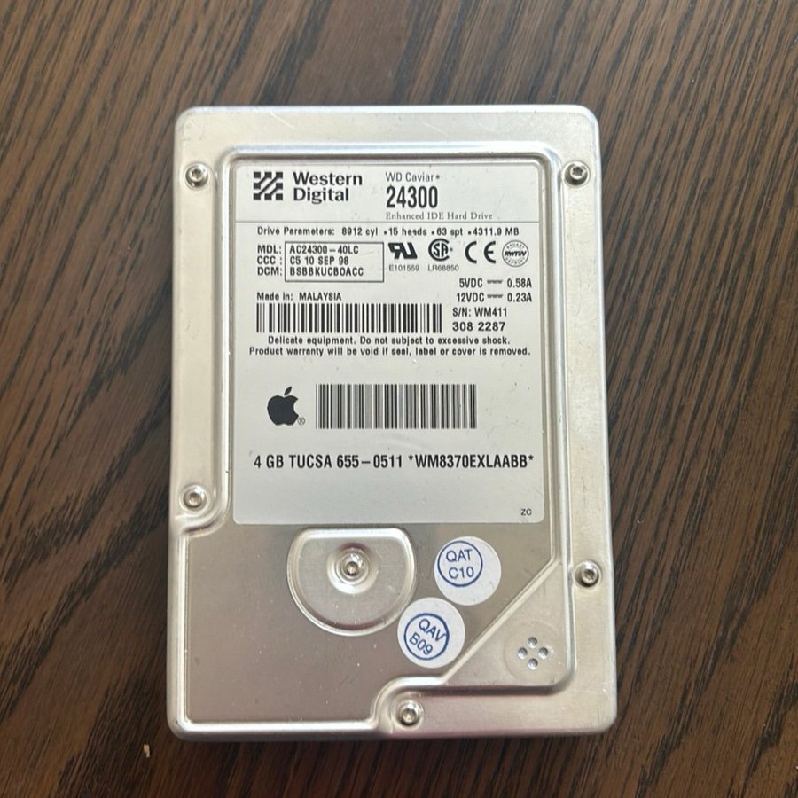 Apple WD Caviar 24300 4GB