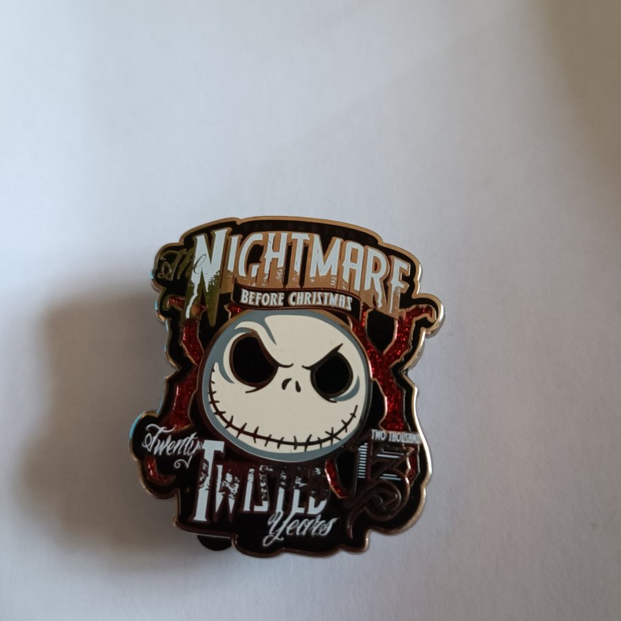 Disney Nightmare Before Christmas twenty twisted years 2013 pin badge