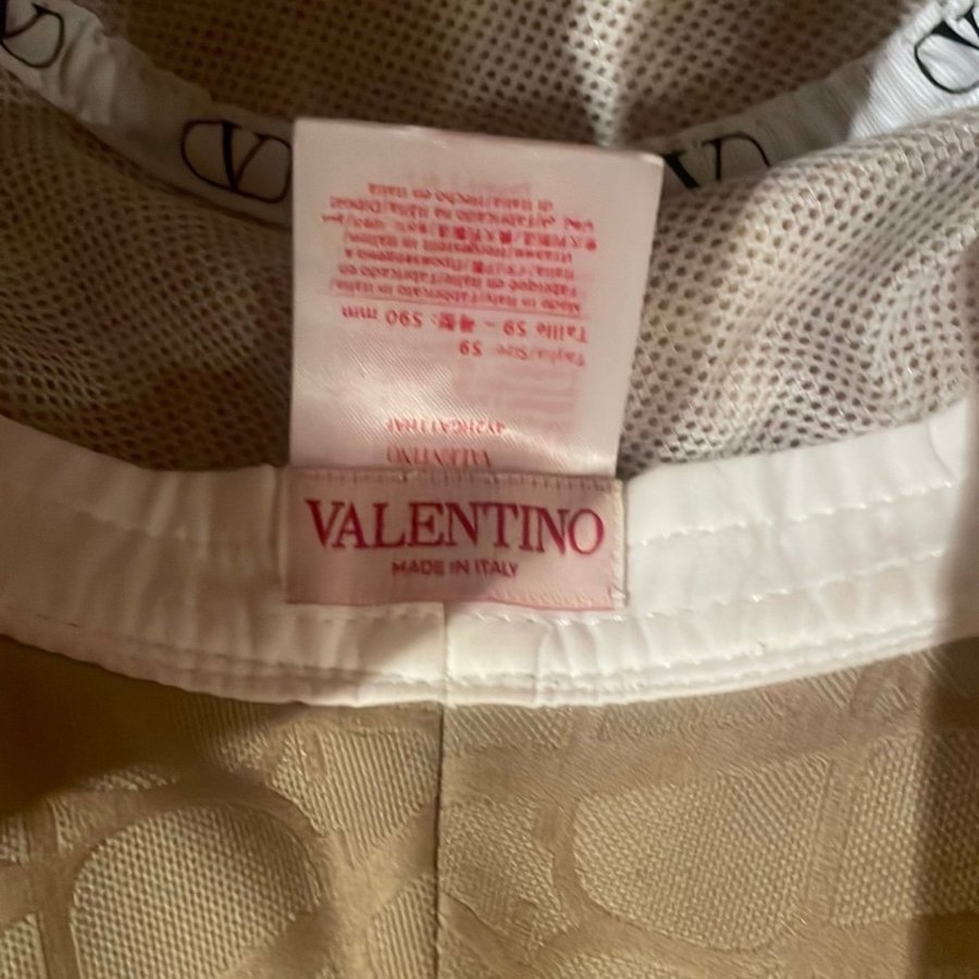 Valentino beige keps, storlek 58