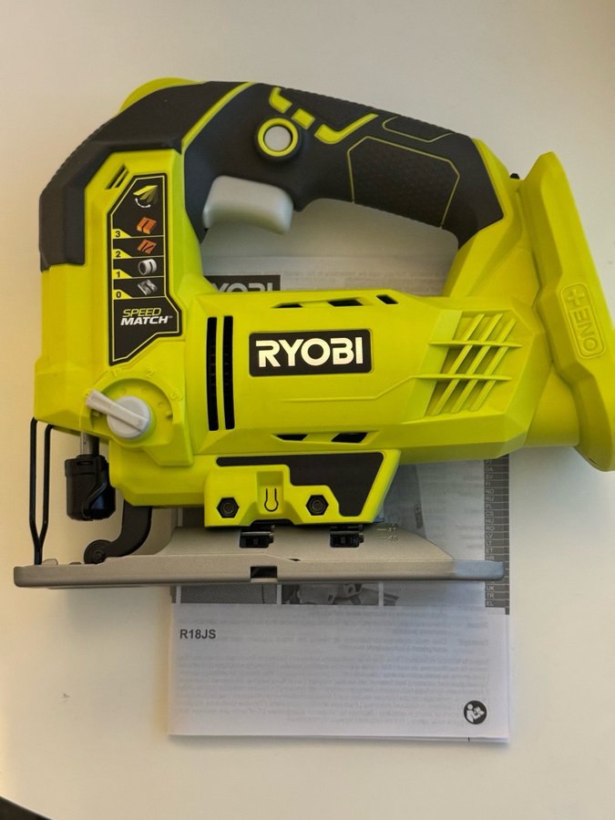 Ryobi Sticksåg