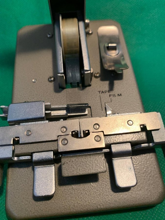 Fujifilm Fujica Single 8 skarvapparat Splicer Made in Japan i original låda