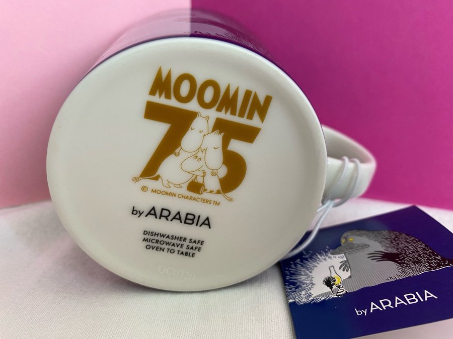 Arabia Moomin Mårran 75 års jubileums mugg, med ++ Etikett ++