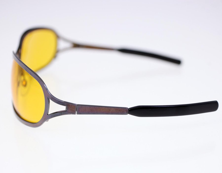 Vintage mens wraparound sunglasses with yellow lenses-circa 1990s-Weight 42g