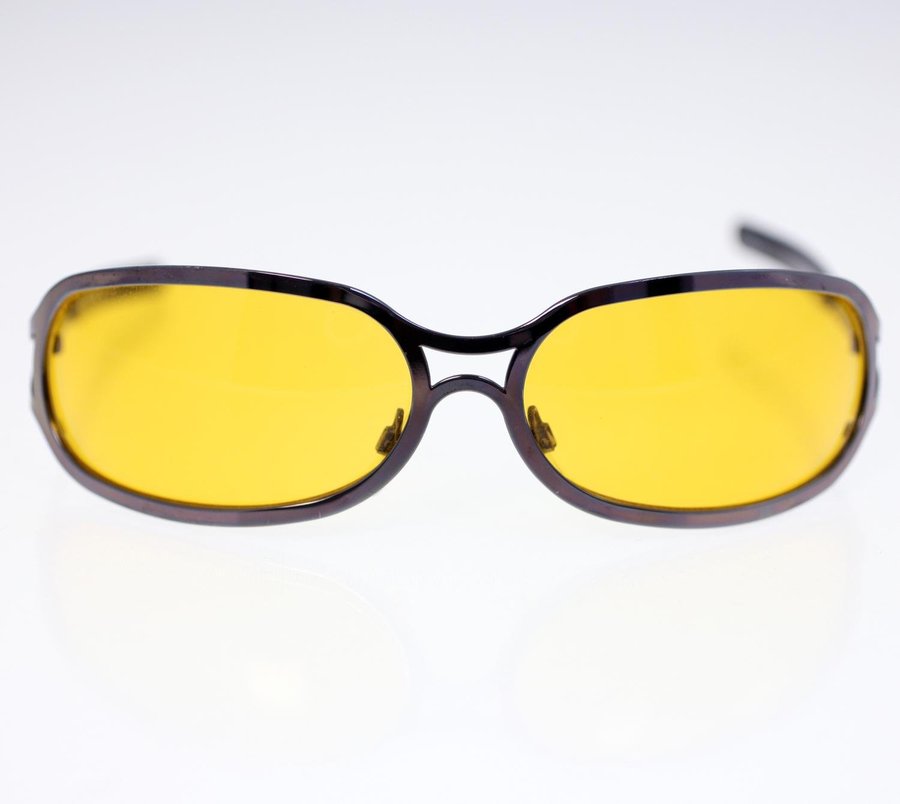 Vintage mens wraparound sunglasses with yellow lenses-circa 1990s-Weight 42g