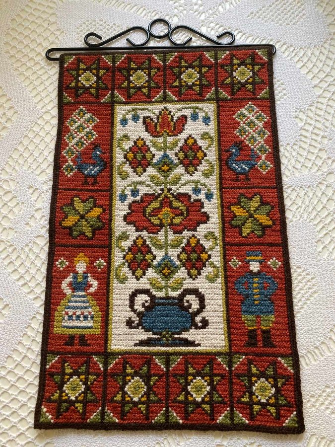 Vintage väggbonad ylle twistsöm broderad