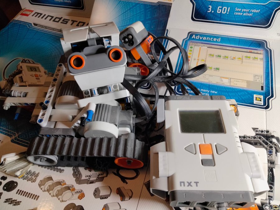 Lego Mindstorms NXT2.0 Robot Programmerbar