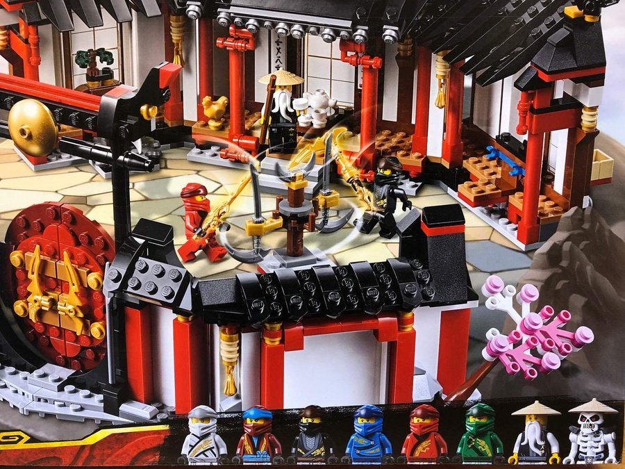 LEGO Ninjago 70670 "Spinjitzutempel" - från 2019 oöppnad / förseglad!!